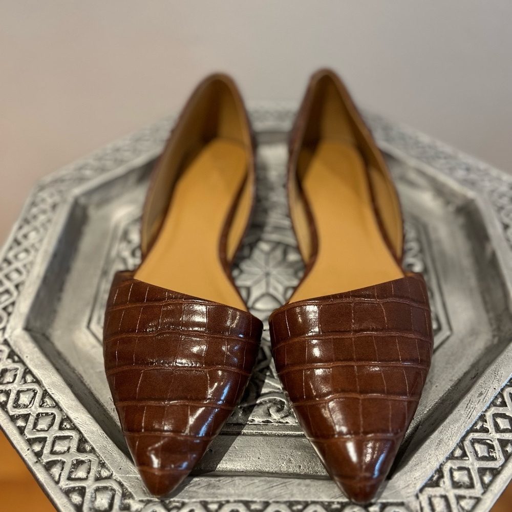 🚫Sold🚫 J Crew D’Orsay Zoi Crocodile flats